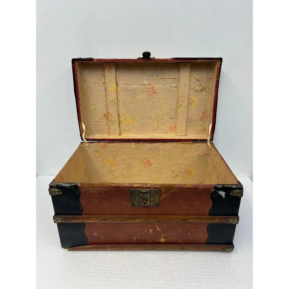 Wood Dollhouse Steamer Trunk Miniature Antique Storage Box Chest SALESMAN SAMPLE